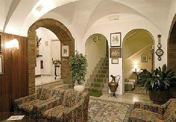 Hotel Minerva